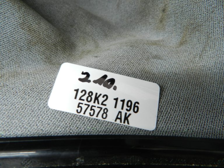 Nissan Qashqai oriģināls ādas pārnesumu pārslēgšanas mehānisma bagāžnieks