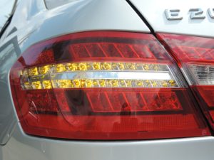 Mercedes E W212 oriģināls aizmugurējais lukturis, salons kreisais
