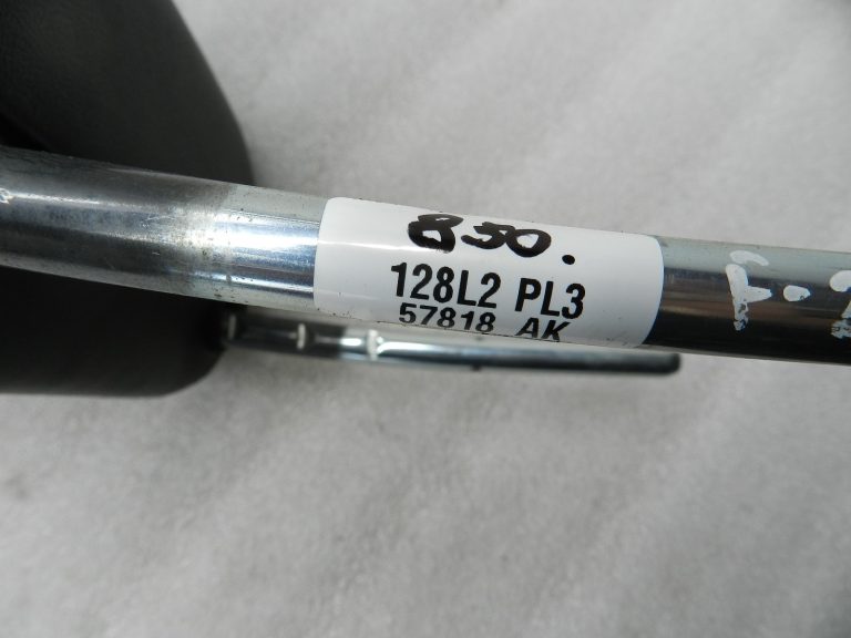 Ford Ranger P375 TKE Oriģinālais galvas balsts