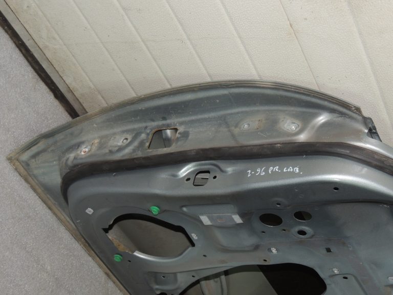 Opel Zafira C durvju priekšējās labās puses GEV 13355179