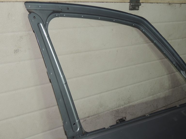 Opel Zafira C durvju priekšējās labās puses GEV 13355179