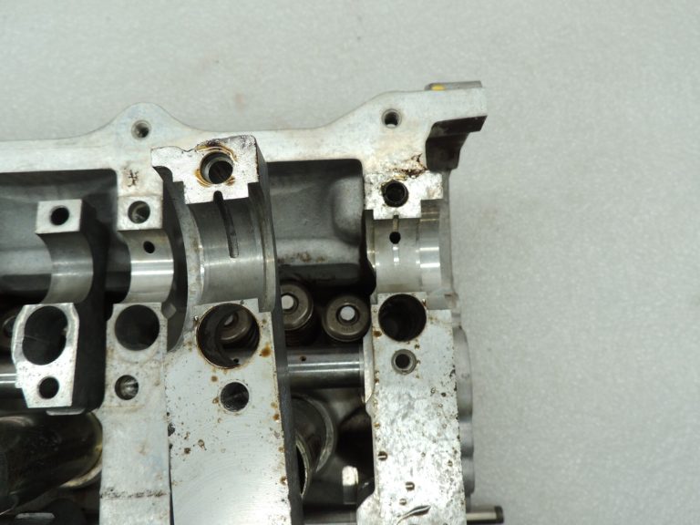 Audi A6 C6 4F 4.2 V8 BAT Kreisā cilindra galva 5-8 cilindru 079103903GX 079103373H