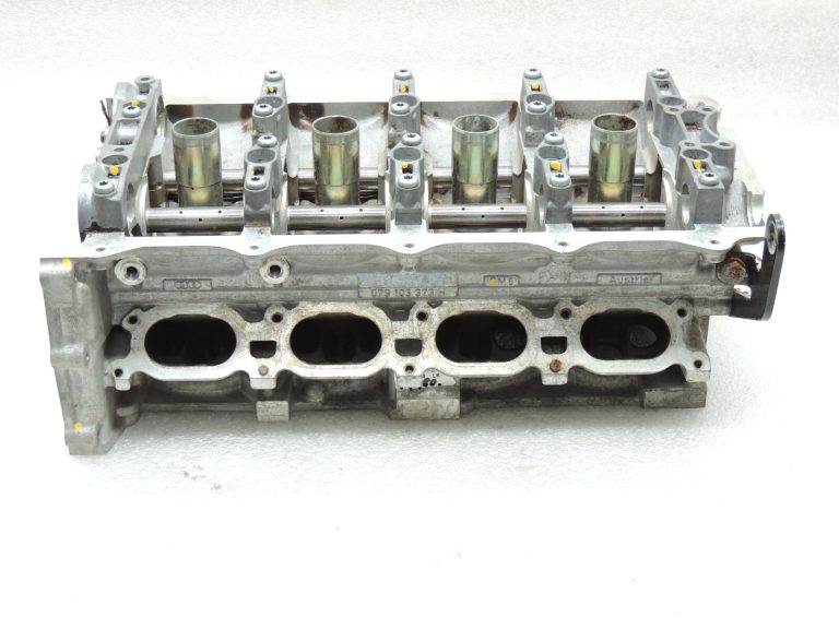 Audi A6 C6 4F 4.2 V8 BAT Kreisā cilindra galva 5-8 cilindru 079103903GX 079103373H