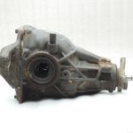 Oriģinālais Mercedes W212 aizmugurējais diferenciālis Aizmugurējās ass piedziņa 3.27 aizmugurējais diferenciālis