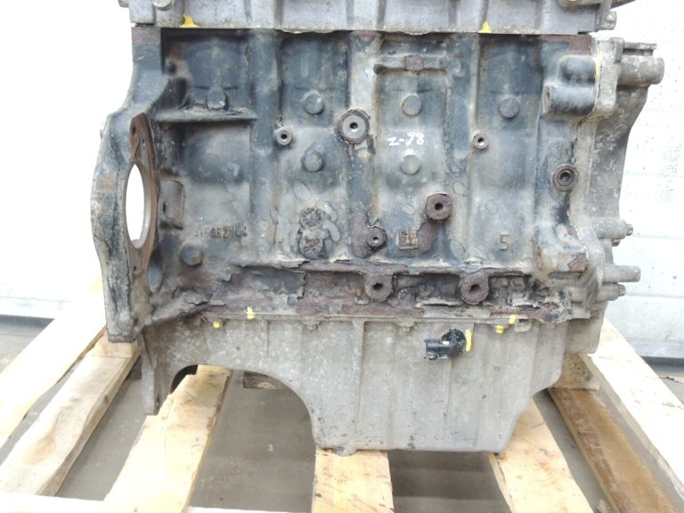Opel Zafira B Astra H Signum Vectra C 1.8i benzīna dzinējs Z18XER 103kW 93188485