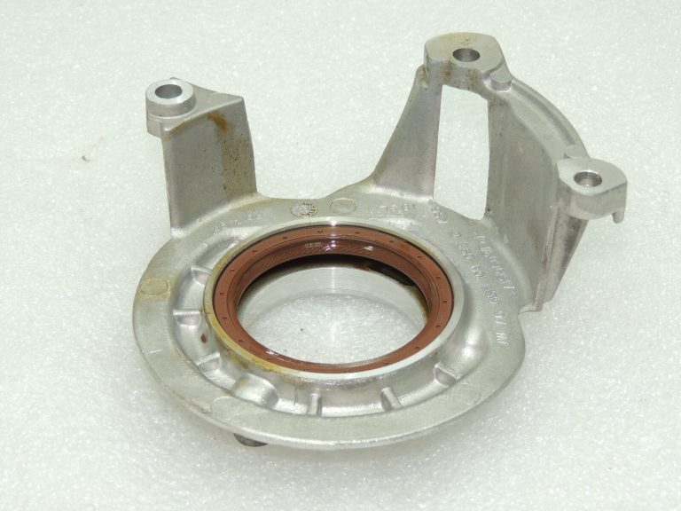 OEM Seat Cupra Leon KL8 1.5TSIC kronšteins sadales vārpstas ieplūdes 05E109093C