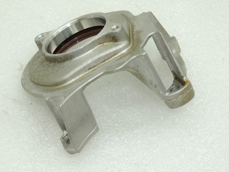OEM Seat Cupra Leon KL8 1.5TSIC kronšteins sadales vārpstas ieplūdes 05E109093C