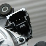 Nissan Qashqai oriģinālais aizmugurējā tīrītāja motors