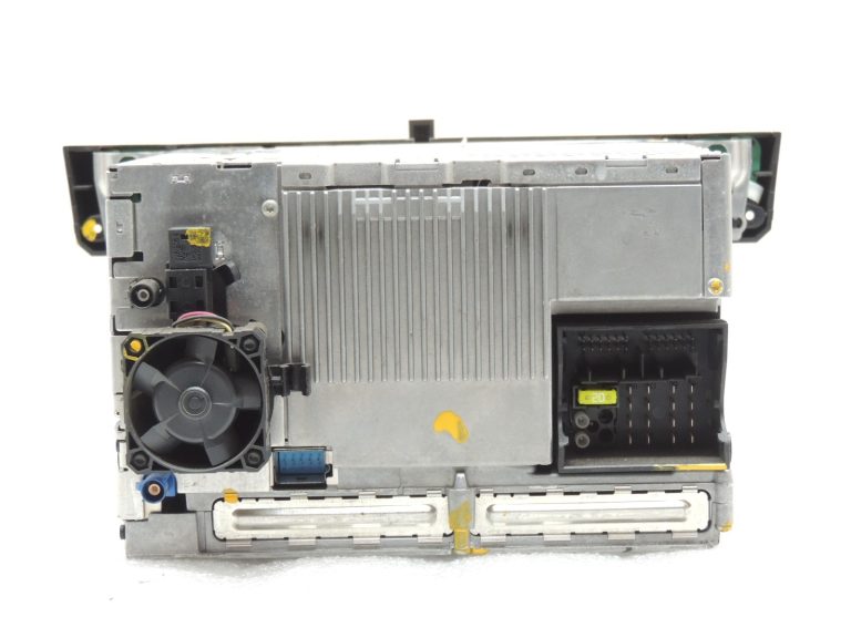 BMW 5. sērijas E60 vadības bloks CCC CD Radio Professional Navigācijas sistēma 9138436