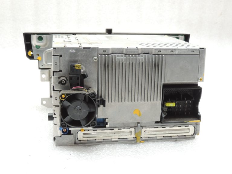 BMW 5. sērijas E60 vadības bloks CCC CD Radio Professional Navigācijas sistēma 9138436