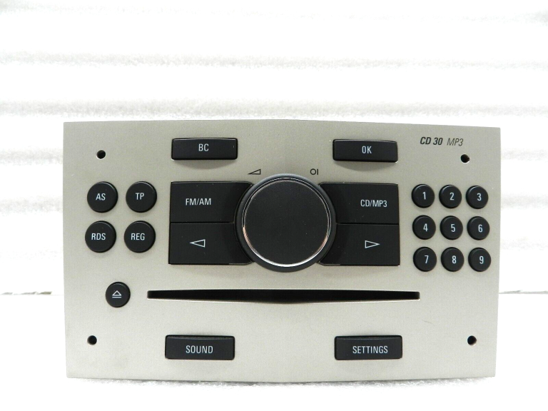 Opel Zafira B oriģinālais radio oriģinālais auto radio RESET