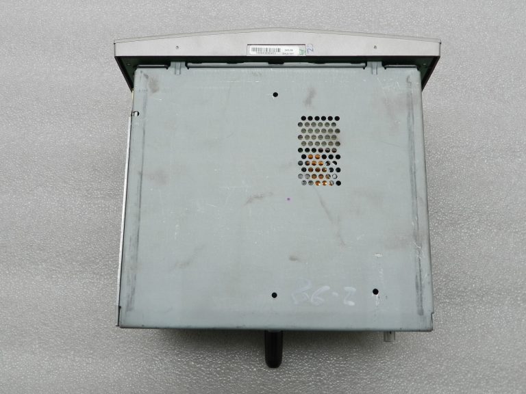 Opel Zafira B oriģinālais radio oriģinālais auto radio RESET
