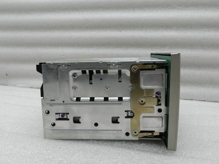 Opel Zafira B oriģinālais radio oriģinālais auto radio RESET