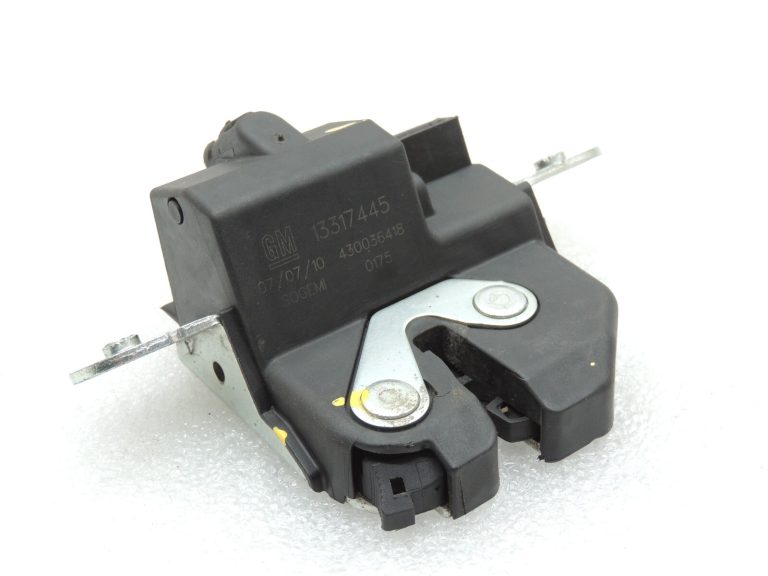 Opel Meriva B Aizmugures durvju slēdzene 13317445 39021416 13481535 Aizmugures durvju slēdzene