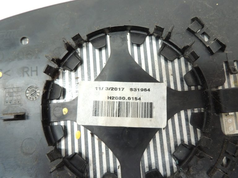 Oriģinālais piederums Nissan Qashqai J11 96365-4EA1A Ārējā spoguļa stikls pa labi 963654EA1A