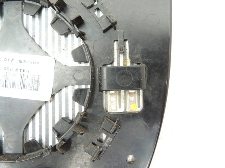 Oriģinālais piederums Nissan Qashqai J11 96365-4EA1A Ārējā spoguļa stikls pa labi 963654EA1A