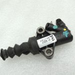 Mazda CX-5 2.2d sajūga cilindrs KE60-41-920B sajūga galvenais cilindrs KE6041920B