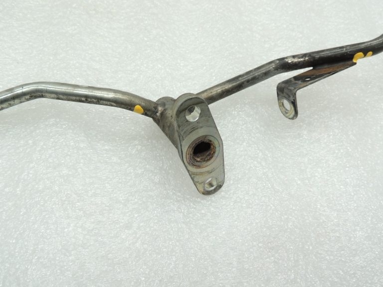 Mazda CX-5 2.2d turbokompresora dzesēšanas caurule SH01-13-53ZA SH011353ZA