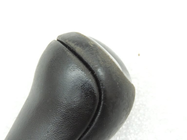 Mazda CX5 pārnesumu pārslēgšanas poga 6 ātrumu pārnesumu svira KD53-46-030A KD5346030A Pārnesumu pārslēdzējs