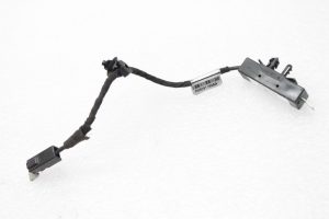 Lancia Thema II bagāžnieka C-pilona antenas pastiprinātājs K05091160AA, P05091160AA