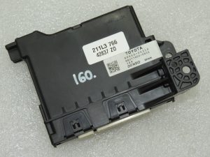 Toyota Avensis T27 air conditioning heating control unit 8865005310