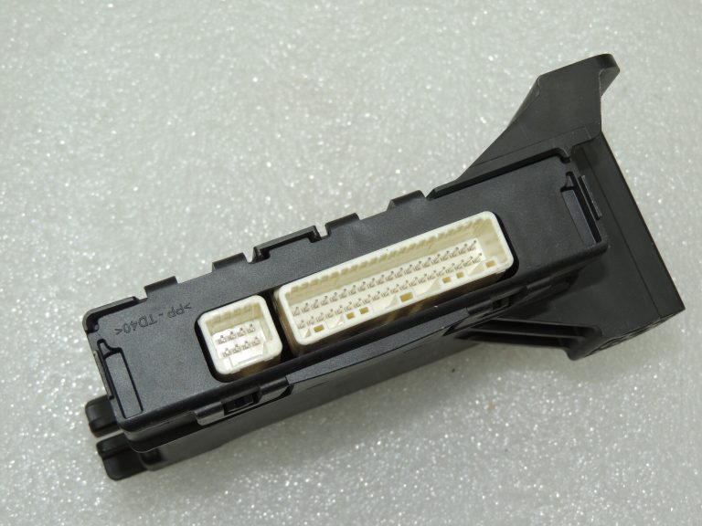 Toyota Avensis T27 gaisa kondicionēšanas apkures vadības bloks 8865005310