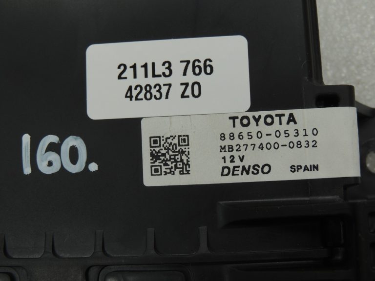 Toyota Avensis T27 gaisa kondicionēšanas apkures vadības bloks 8865005310