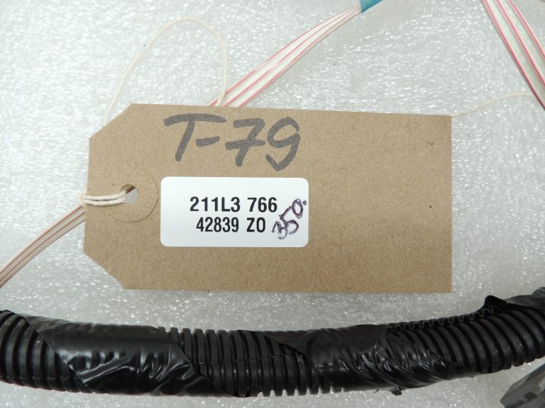 Toyota Avensis T27 jumta elektroinstalācijas siksna iekšējais jumts elektroinstalācijas siksna 8217105E10