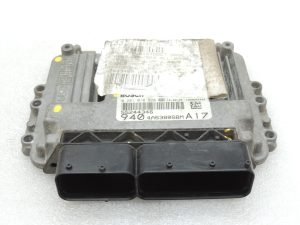 Alfa Romeo Giulietta 940 2.0 JTDM vadības bloks Dzinēja vadības bloks 55244346 ECU