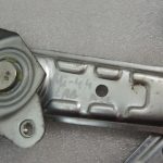 Mitsubishi Outlander III Logu regulatora mehānisms aizmugurējais labais 5743A240
