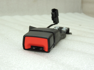 Toyota Avensis T27 Rear seat belt buckle, inside right 7338005040C1