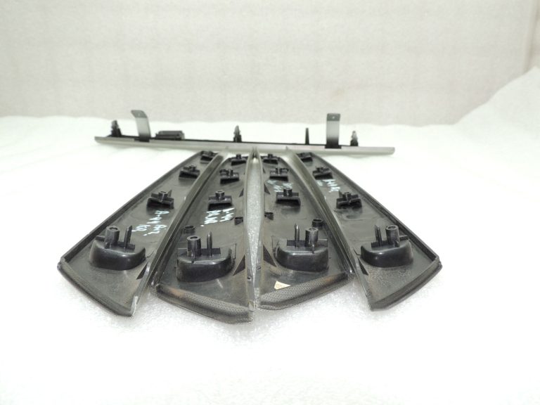 Opel Antara instrumentu paneļa durvju līstes komplekts TAFH, TAFI 20966188 95943291 9594