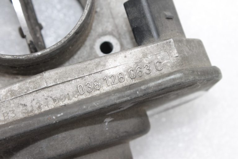 Volkswagen Audi Audi Seat Skoda Skoda Droseļvārsts 1.9 / 2.0 SDI 038128063C, 038128063A