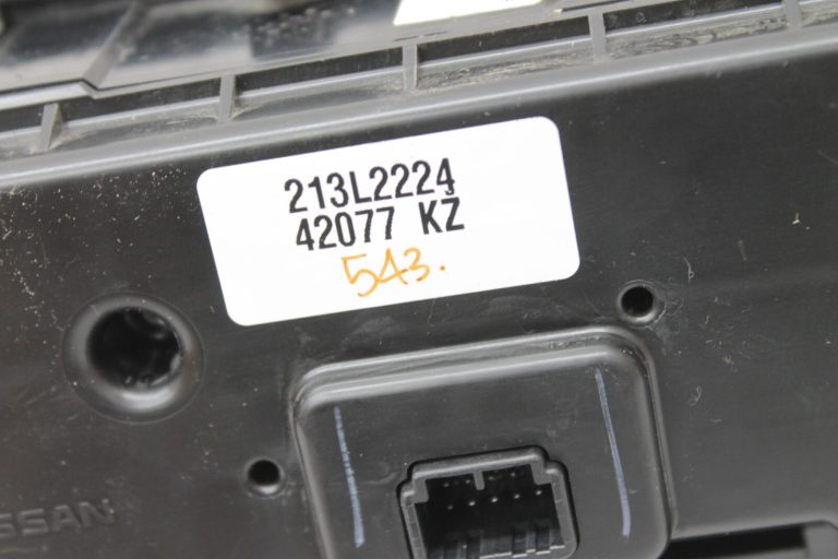 Nissan Qashqai J11 gaisa kondicionēšanas vadības panelis 275004EA0A, 27500 4EA0A