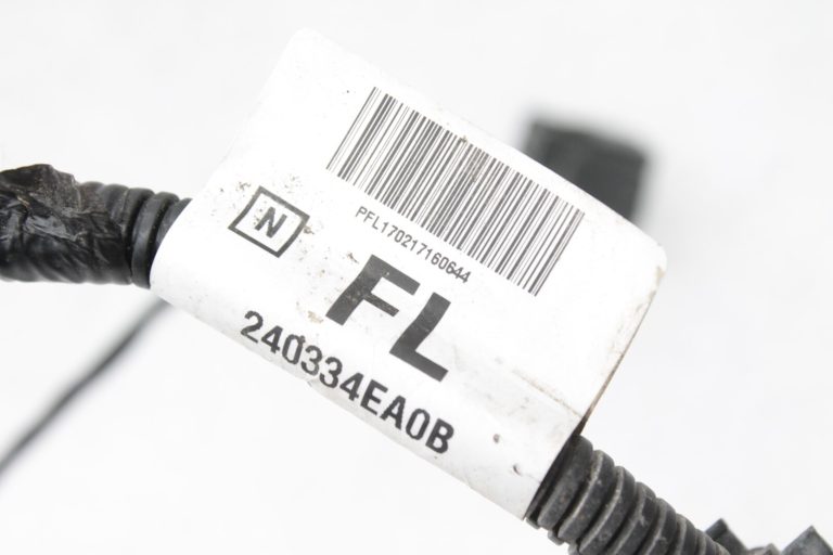Nissan Qashqai J11 stāvvietas sensora vadu instalācija priekšējā kreisā 240334EA0B