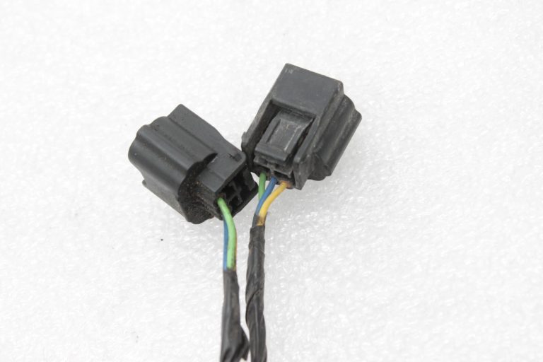 Nissan Qashqai J11 stāvvietas sensora vadu instalācija priekšējā kreisā 240334EA0B