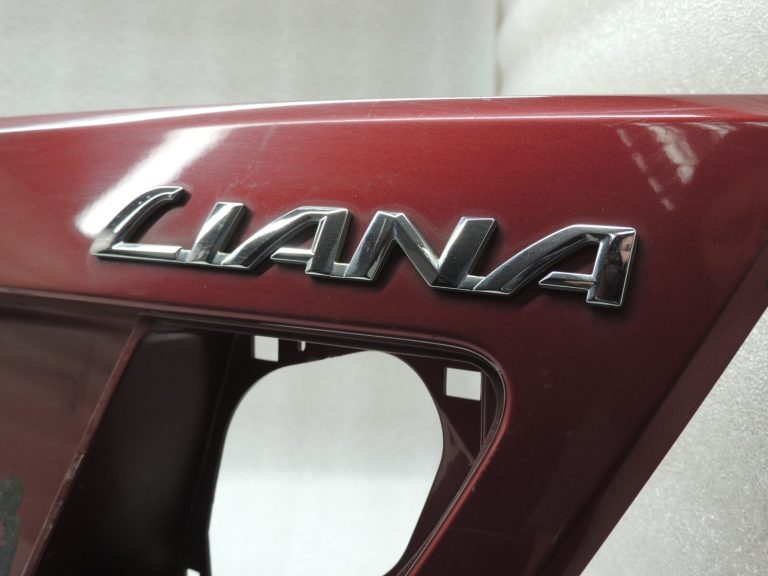 Suzuki Liana aizmugurējo durvju apdare Moab Red Metallic 83940-54G00-ZY8