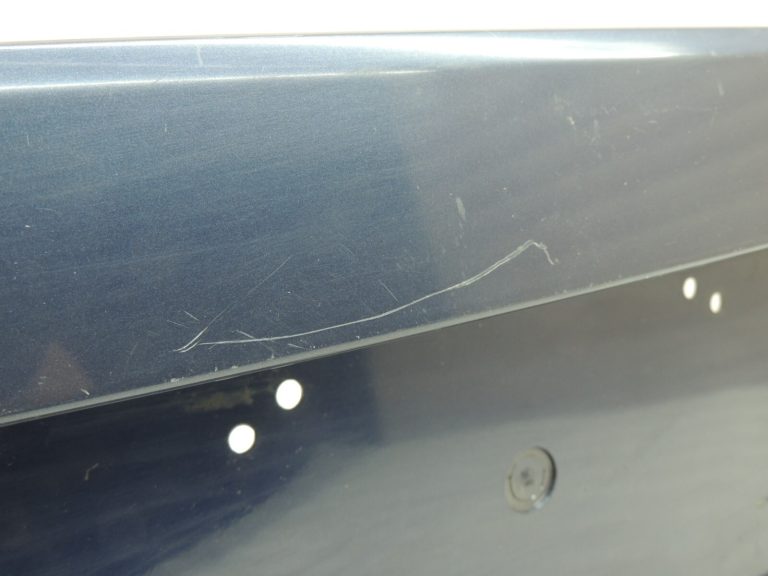 Suzuki Liana aizmugurējo durvju paneļi Zils 8394054G00