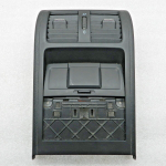 Volkswagen Passat Oriģinālā aizmugurējā ventilācijas restīte 3C0864376F
