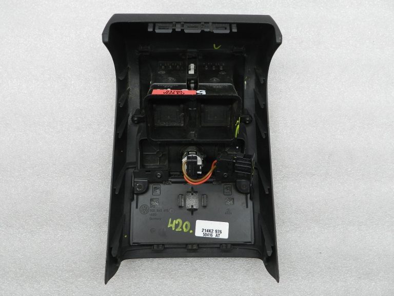 Volkswagen Passat Oriģinālā aizmugurējā ventilācijas restīte 3C0864376F