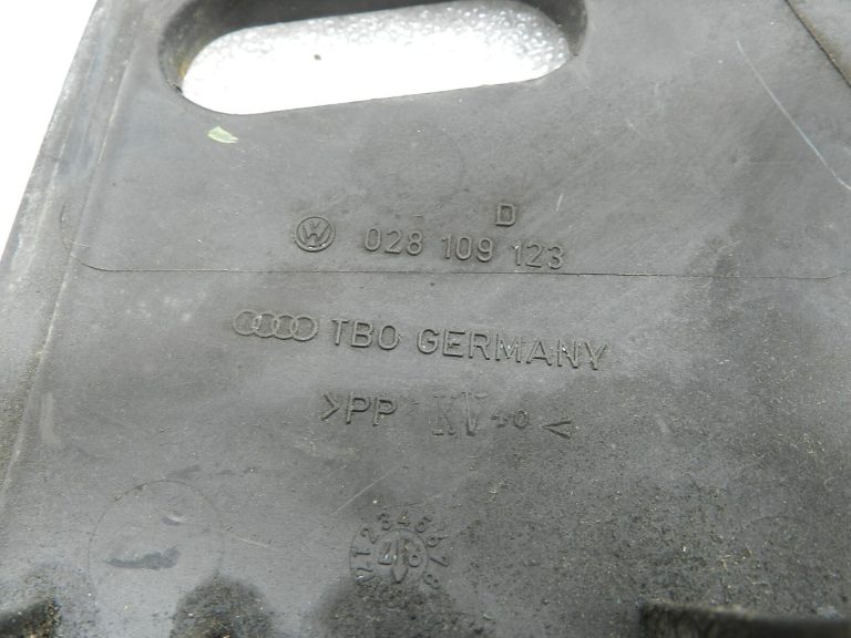 Volkswagen oriģināls zobsiksnas vāciņš Zobsiksnas vāciņš