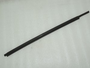Suzuki SX4 Aizmugurējā kreisā loga līstes blīvējums 8384179J00
