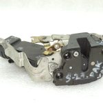 Suzuki Grand Vitara II aizmugurējo durvju slēdzene 8251065D00