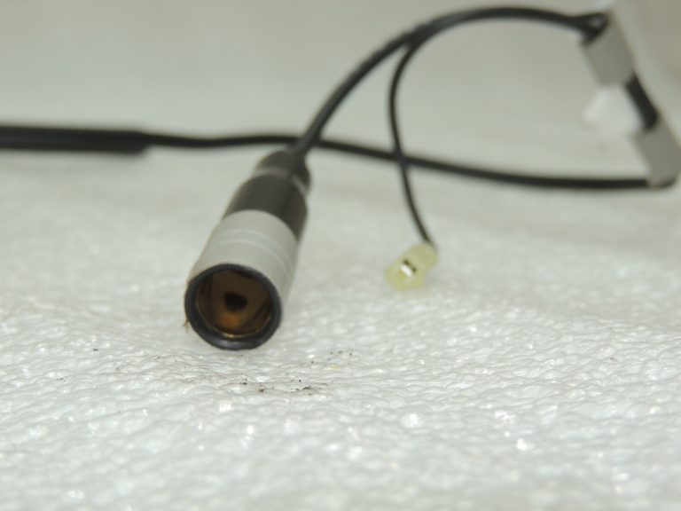 Suzuki Grand Vitara III jumta antena 39251-64J00