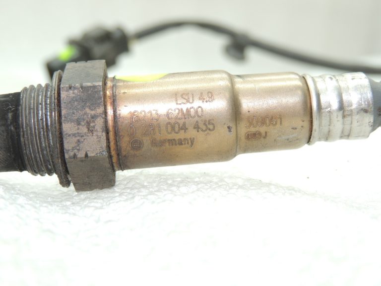 OEM Suzuki SX4 II 1.6DDiS Lambda sensors 1821362M00 1821362M01