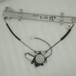 Suzuki Grand Vitara Mk2 Logu regulatora motors priekšējais labais 83401-65D10