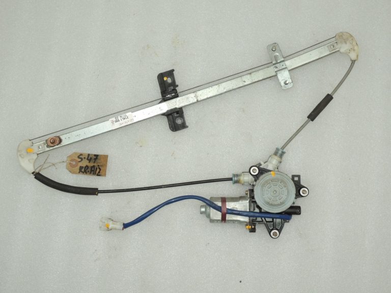 Suzuki Grand Vitara Mk2 Logu regulatora motors aizmugurējais kreisais 83502-65D10
