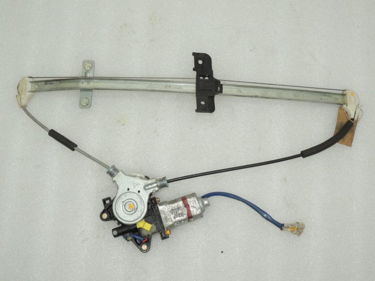 Suzuki Grand Vitara Mk2 Logu regulatora motors aizmugurējais kreisais 83502-65D10
