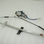 Suzuki Grand Vitara Mk2 Logu regulatora motors aizmugurējais kreisais 83502-65D10