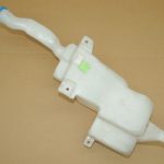 Suzuki SX4 tīrītāja ūdens tvertne 3845079J11